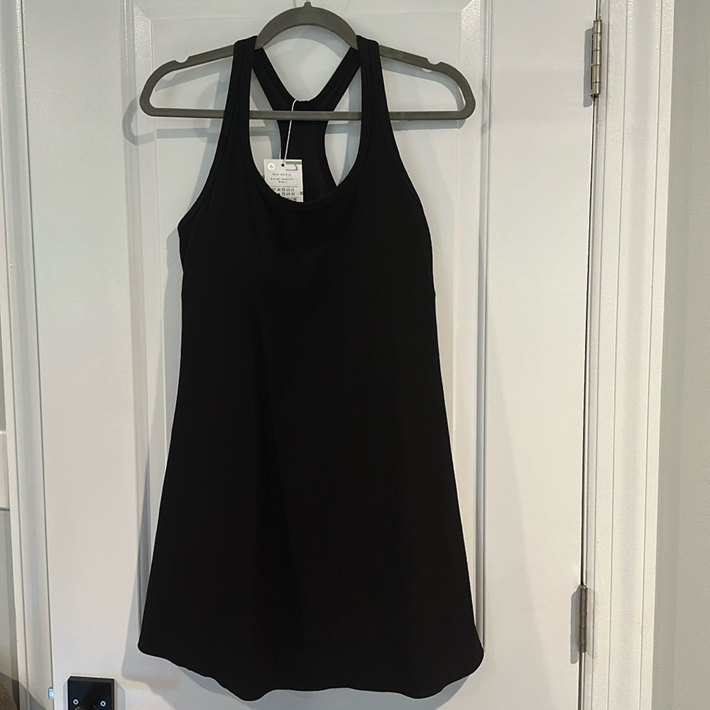 Halara Ribbed Knit Backless Racerback 2-in-1 Pocket NWT
